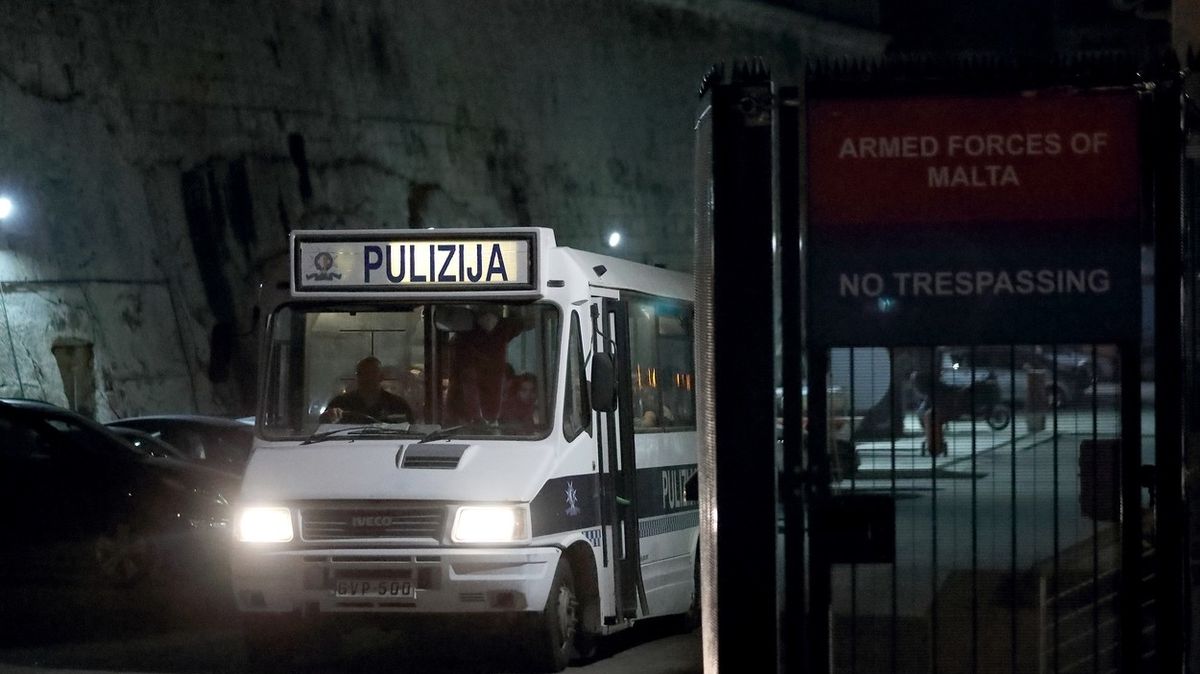 Na Maltě zatkli tři Slováky, unesli krajana